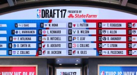 米切尔43+9+5率骑士客场大胜步行者